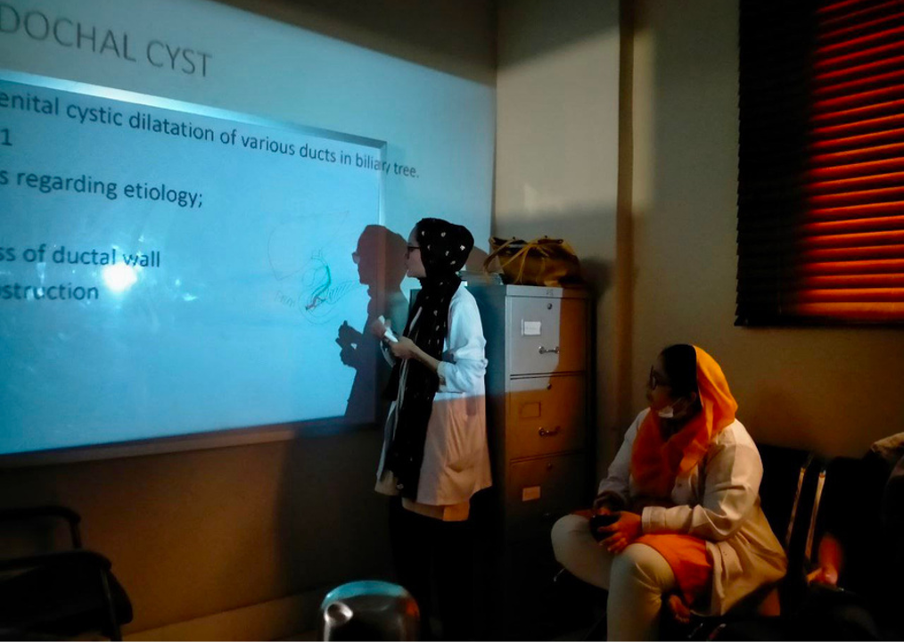 Trainee academic teaching rounds